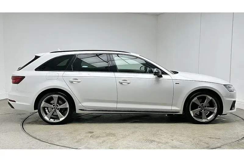 Used Audi A4 Black Edition 2019 White Estate
