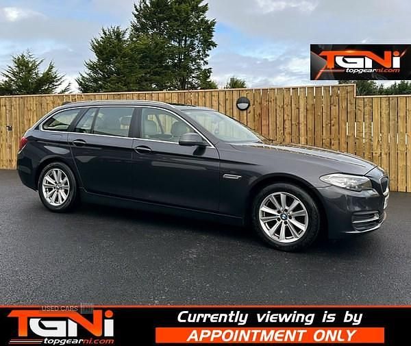 Grey Used 2016 BMW 520 Estate | £9,995 (Fair price) - Image 1/3