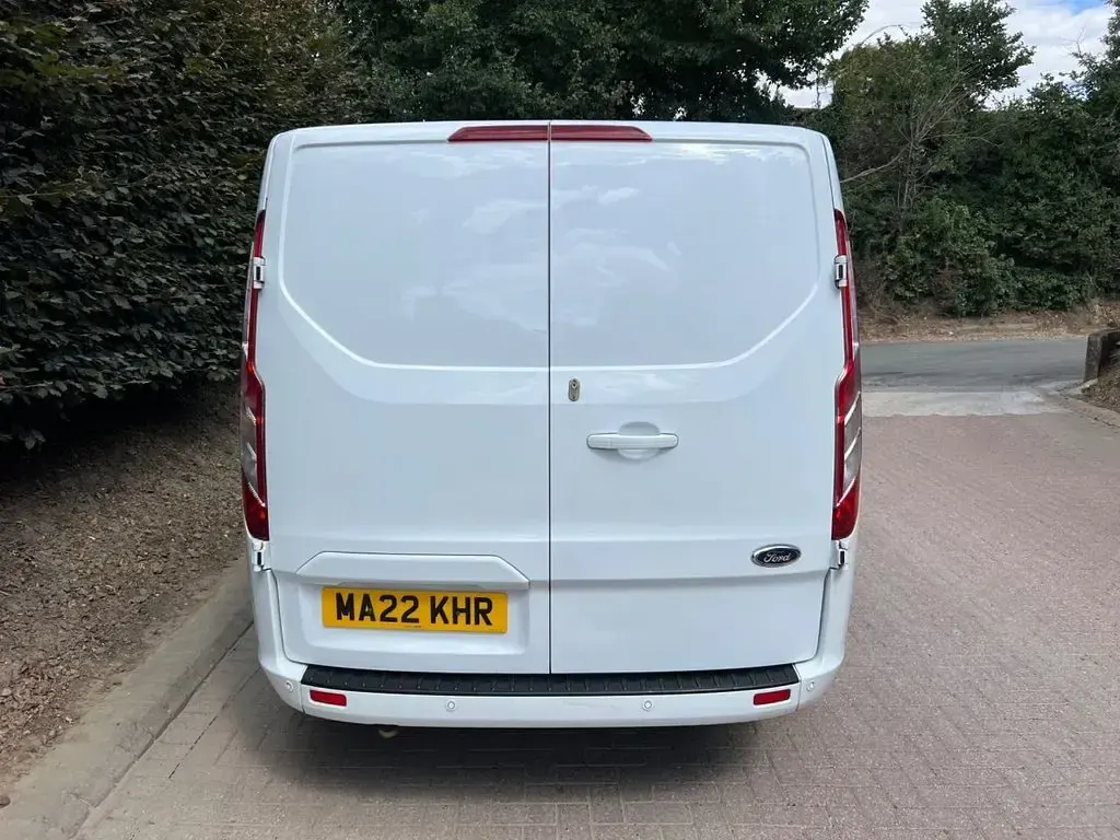 Used Ford Transit Custom Limited 2022 White Van