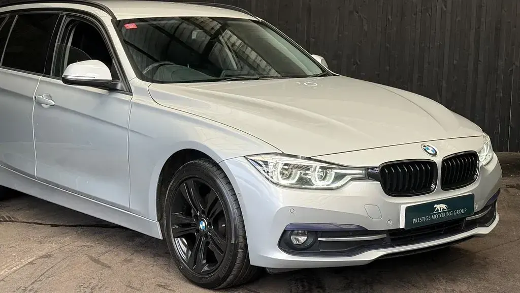 Used BMW 320 Sport Line 2018 Silver Estate