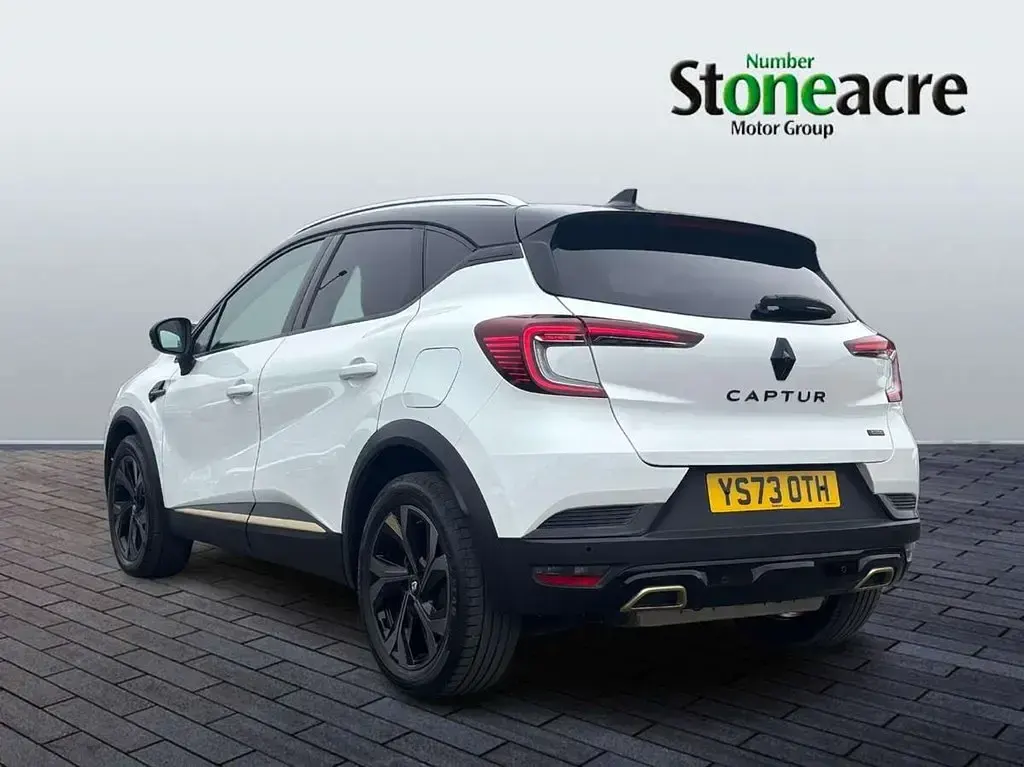 Gebraucht Renault Captur Engineered 158 PS (116 kW) 2023 Other SUV