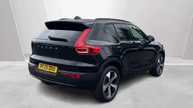 Used Volvo XC40 Plus 194 HP (142 kW) 2026 SUV