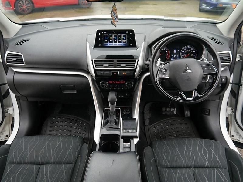 Used Mitsubishi Eclipse 2019 White Hatchback