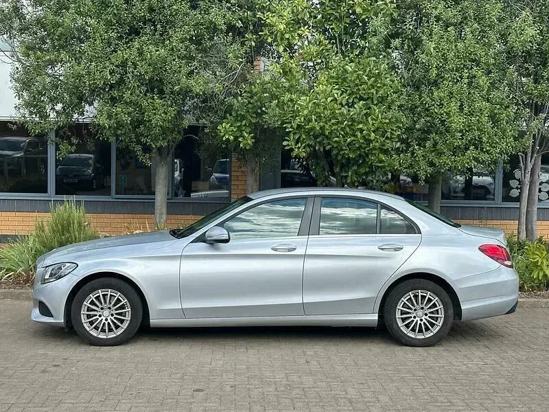 Used Mercedes C220 Executive 170 HP (125 kW) 2015 Silver Sedan