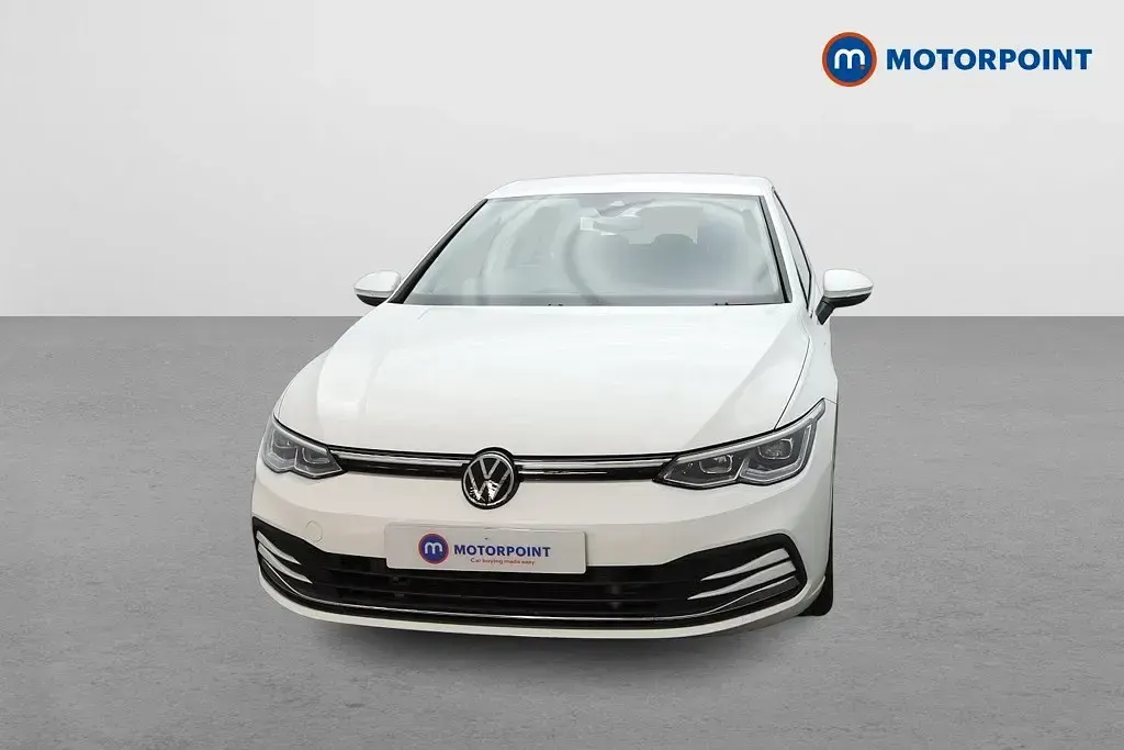 Second-hand VW Golf VIII Style 2022 Alb Hatchback