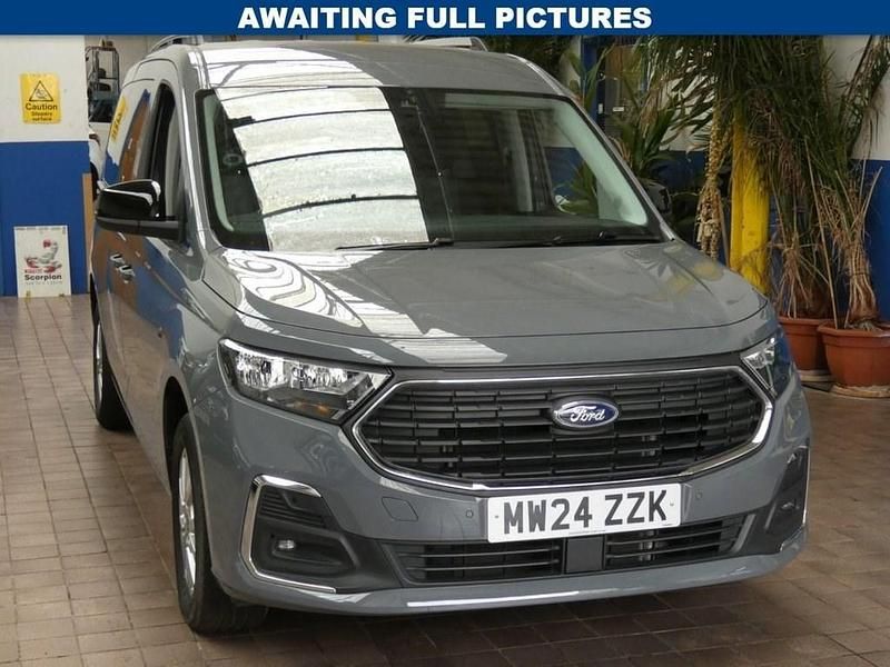 Used Ford Grand Tourneo Connect Titanium 122 HP (89 kW) 2024 Grey MPV