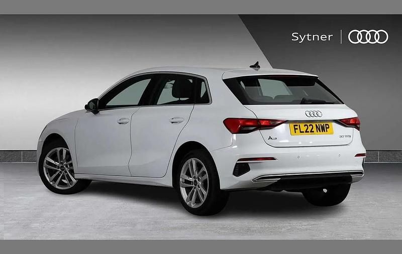 Used Audi A3 Sport 108 HP (79 kW) 2022 White Sedan