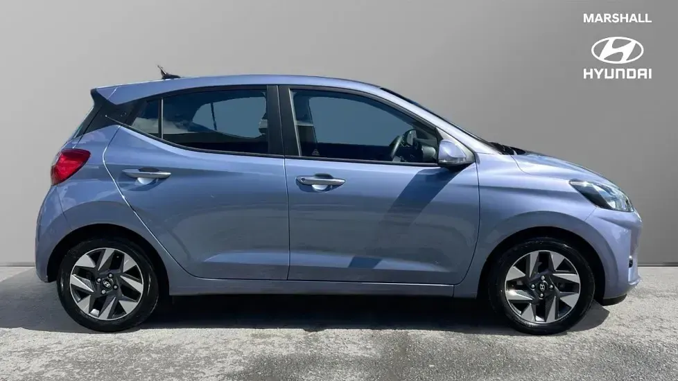 Usado Hyundai i10 Advanced 63 HP (46 kW) 2025 Azul Citadino