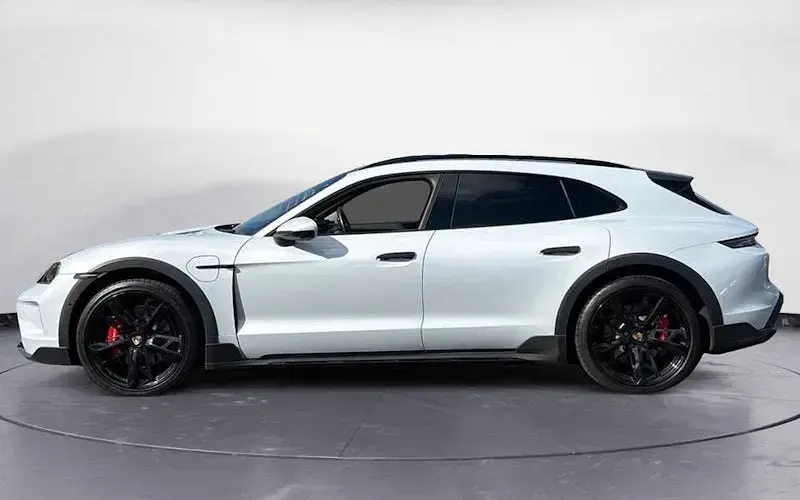 Used Porsche Taycan 4S Cross Turismo Cross Turismo 439 kW (598 HP) 2025 Estate