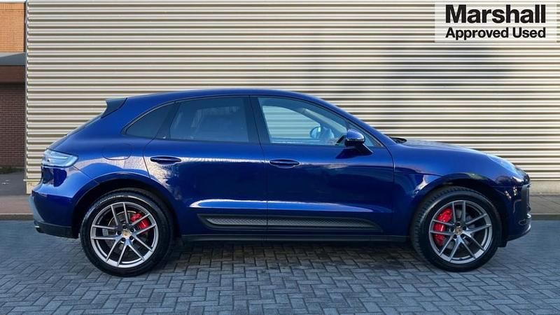 Used Porsche Macan 380 HP (279 kW) 2022 Blue SUV