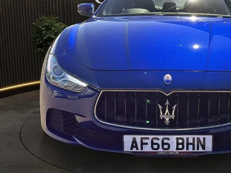 Used Maserati Ghibli 275 HP (202 kW) 2016 Blue Sedan