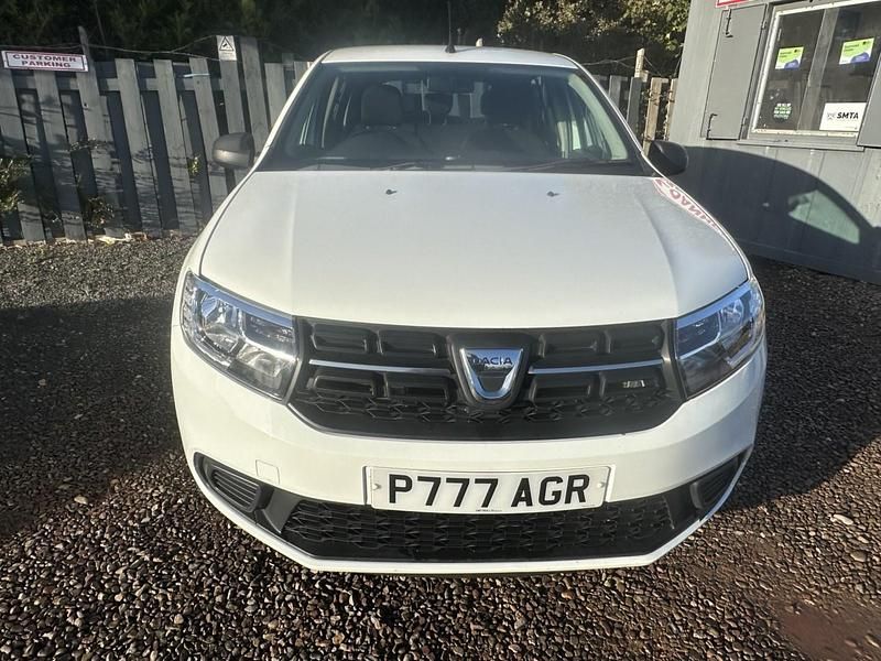 Used Dacia Sandero Ambiance 2017 White Hatchback