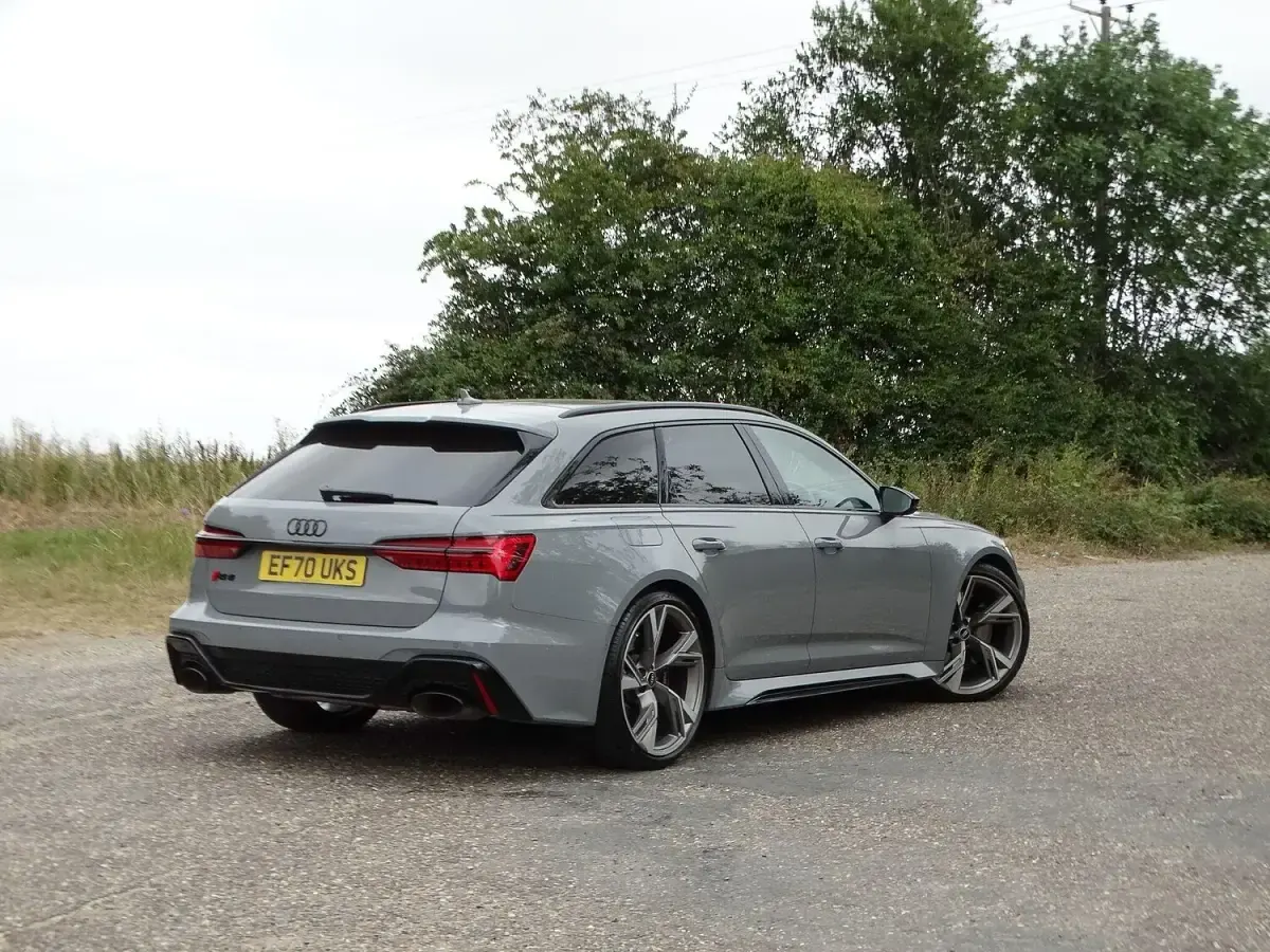 Used Audi RS6 Exclusive 600 HP (441 kW) 2021 Grey Estate