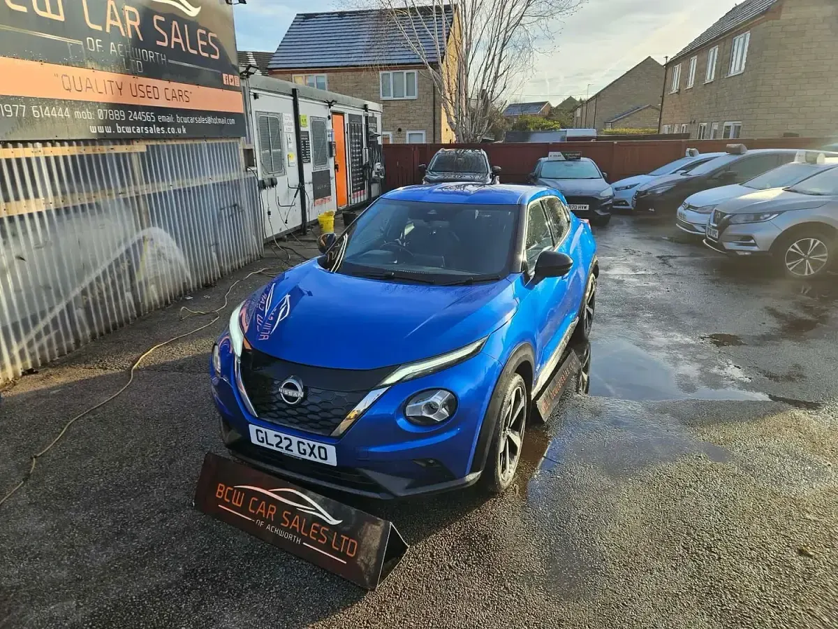 Used Nissan Juke Tekna 143 HP (105 kW) 2022 Blue SUV