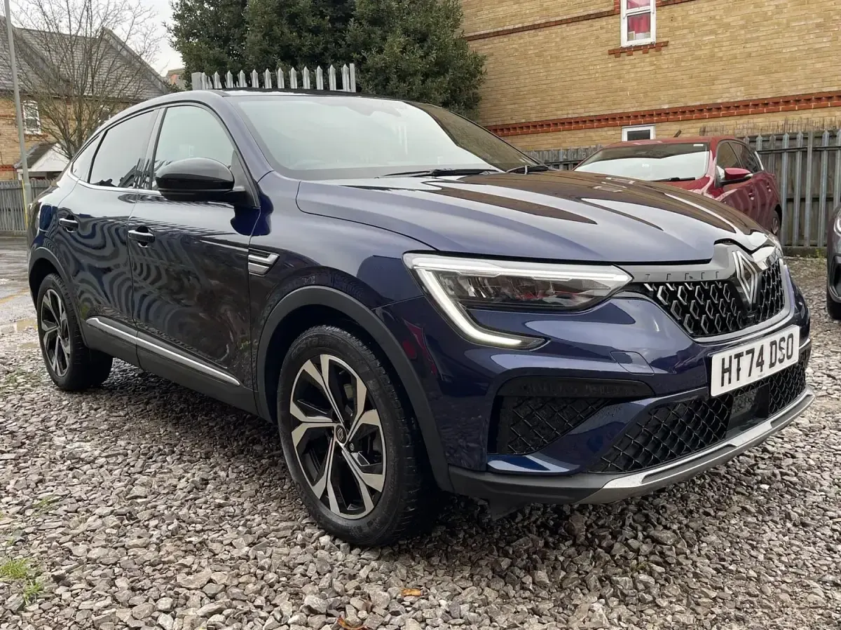 Used Renault Arkana Techno 145 HP (106 kW) 2025 Blue SUV