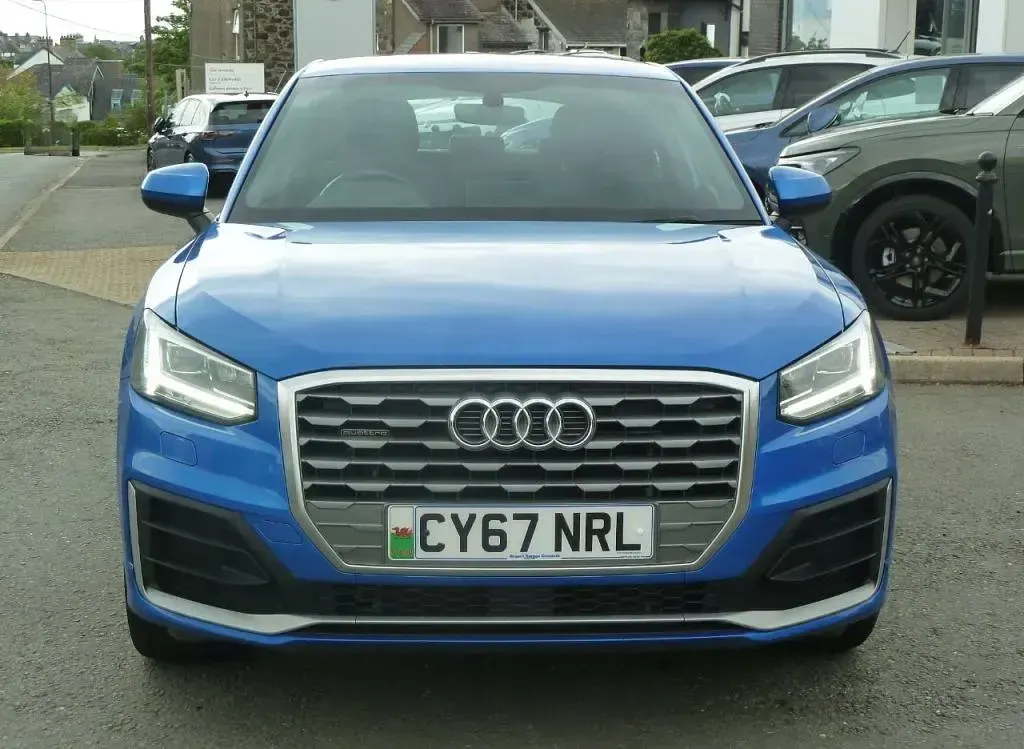 Second-hand Audi Q2 S-Line 190 CP (139 kW) 2017 Albastru SUV