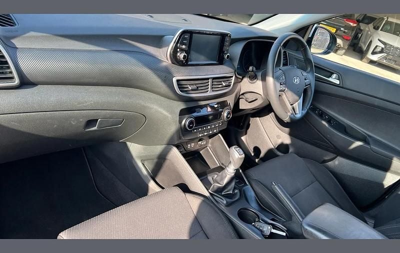 Used Hyundai Tucson 177 HP (130 kW) 2019 White SUV