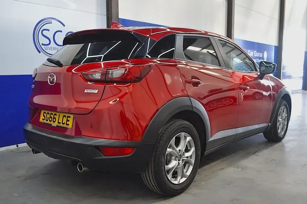 Gebraucht Mazda CX-3 121 PS (88 kW) 2016 Rot SUV