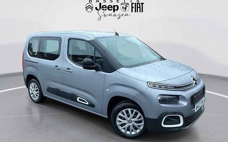 Usado Citroën Berlingo Feel 110 HP (80 kW) 2022 Monovolume