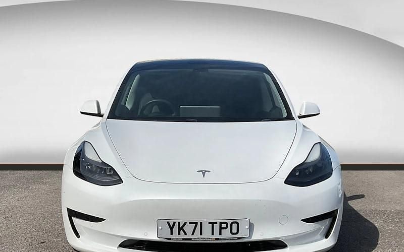 Usado Tesla Model 3 Standard Range 208 kW (283 HP) 2021 Sedan