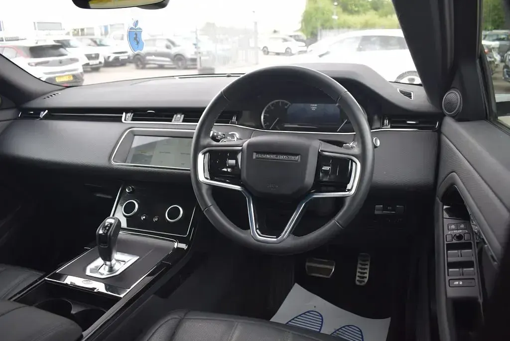 Used Land Rover Range Rover evoque R-Dynamic 249 HP (183 kW) 2022 White SUV
