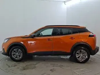 Used Peugeot 2008 Active+ 101 HP (74 kW) 2023 Orange SUV
