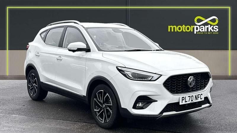 Arctic white gloss Used 2020 MG ZS Exclusive Sedan | £11,000 (Fair price) - Image 1/4