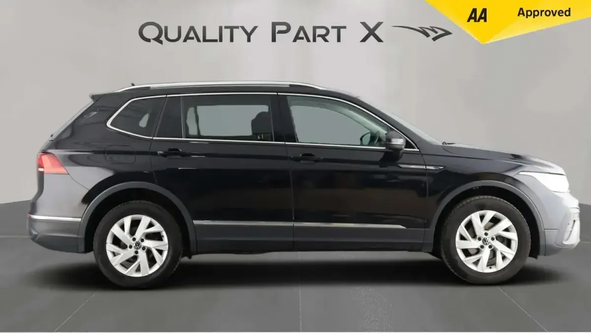 Used VW Tiguan Allspace Life 150 HP (110 kW) 2022 Black SUV