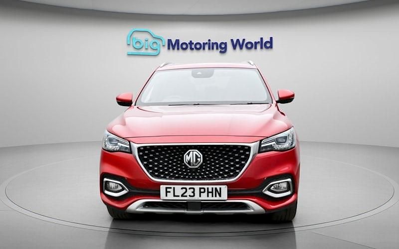 Used MG HS Exclusive 162 HP (119 kW) 2023 Red SUV