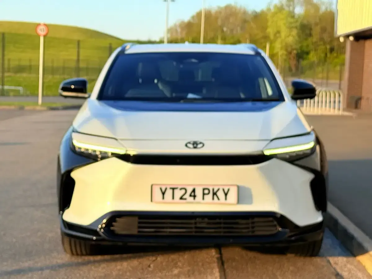 Usado Toyota bZ4X 150 kW (204 CV) 2024 Blanco SUV