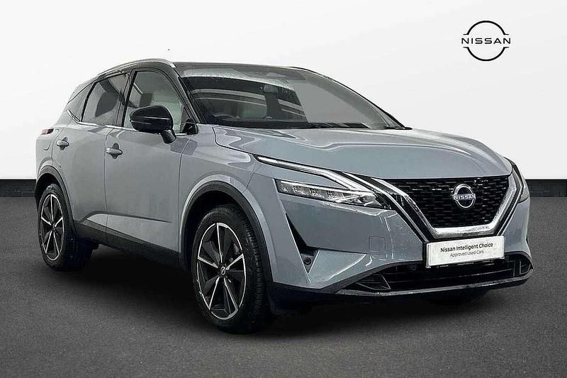 Grey Used 2022 Nissan Qashqai Tekna SUV | £22,100 (A bit pricey) - Image 1/4