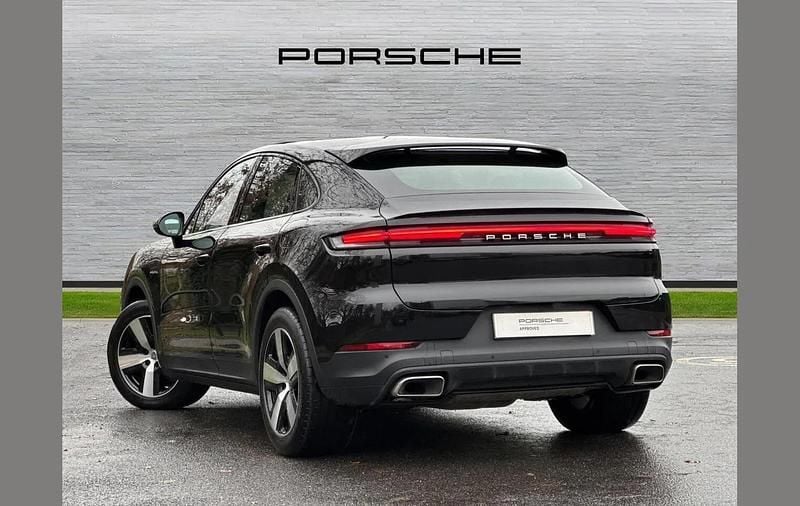 Used Porsche Cayenne 464 HP (341 kW) 2023 Black SUV