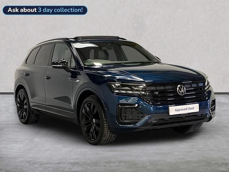 Blue Used 2022 VW Touareg Black Edition SUV | £43,140 (Fair price) - Image 1/4