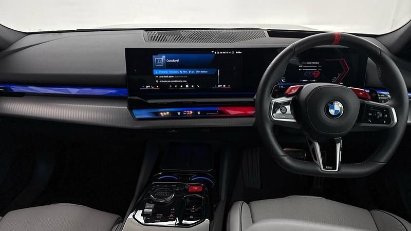 Used BMW M5 Comfort Edition 717 HP (527 kW) 2025 Black Estate