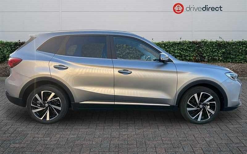Used MG ZS Trophy 196 HP (144 kW) 2024 Silver SUV