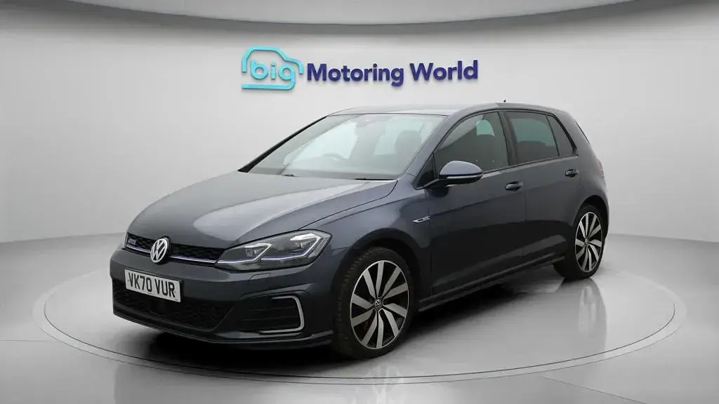 Used VW Golf VII Advance 204 HP (150 kW) 2020 Blue Hatchback