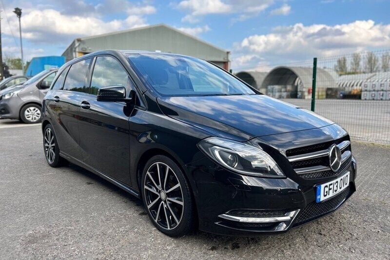 Black Used 2013 Mercedes B180 MPV | £6,349 (Good price) - Image 1/1