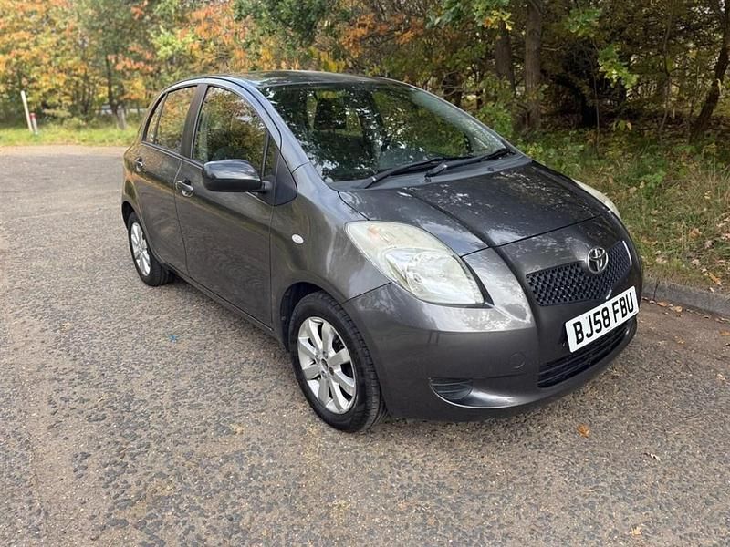 Grey Used 2008 Toyota Yaris Hatchback | £1,750 (Fair price) - Image 1/4