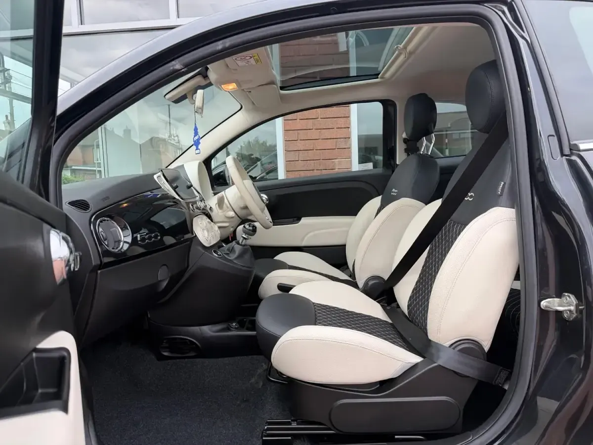 Used Fiat 500 Dolcevita 70 HP (51 kW) 2021 Black Hatchback