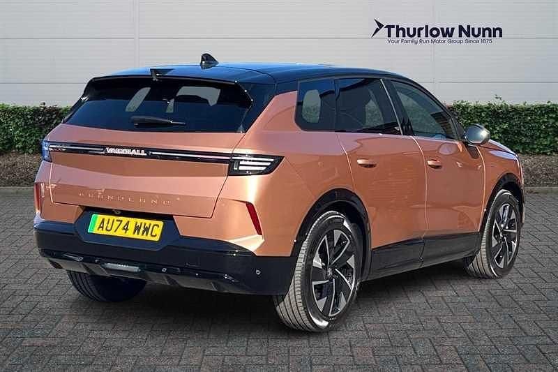Used Vauxhall Grandland 156 kW (213 HP) 2024 Impact copper SUV