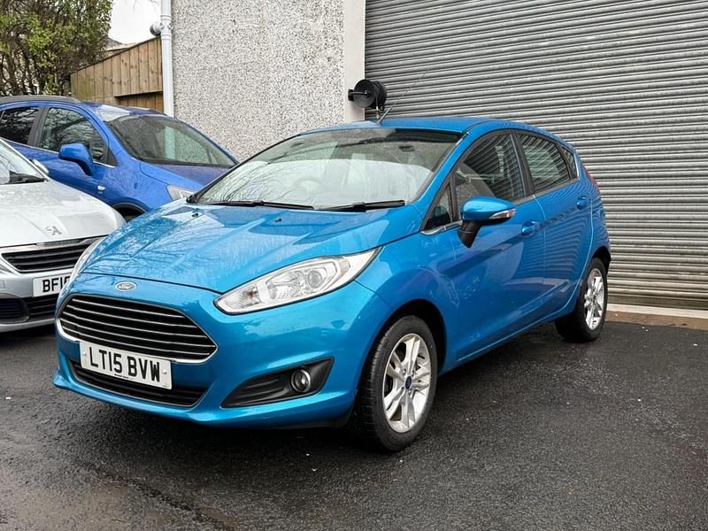 Used Ford Fiesta Zetec 2015 Blue Hatchback