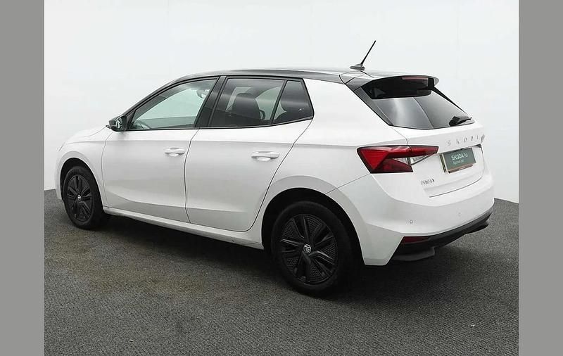 Used Skoda Fabia Colour Edition 113 HP (83 kW) 2024 White Hatchback