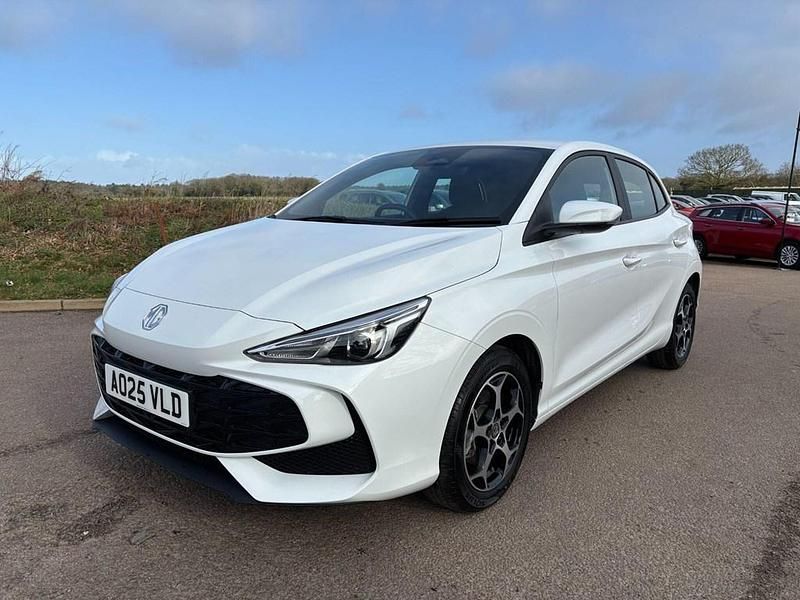 Used MG MG3 SE 116 HP (85 kW) 2025 White Hatchback