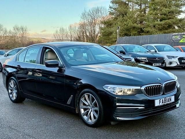 Gebraucht BMW 520 Comfort Edition 190 PS (139 kW) 2019 Schwarz Limousine
