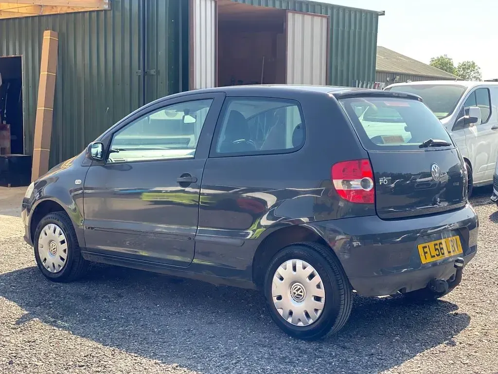 Used VW Fox 75 HP (55 kW) 2006 Grey Hatchback