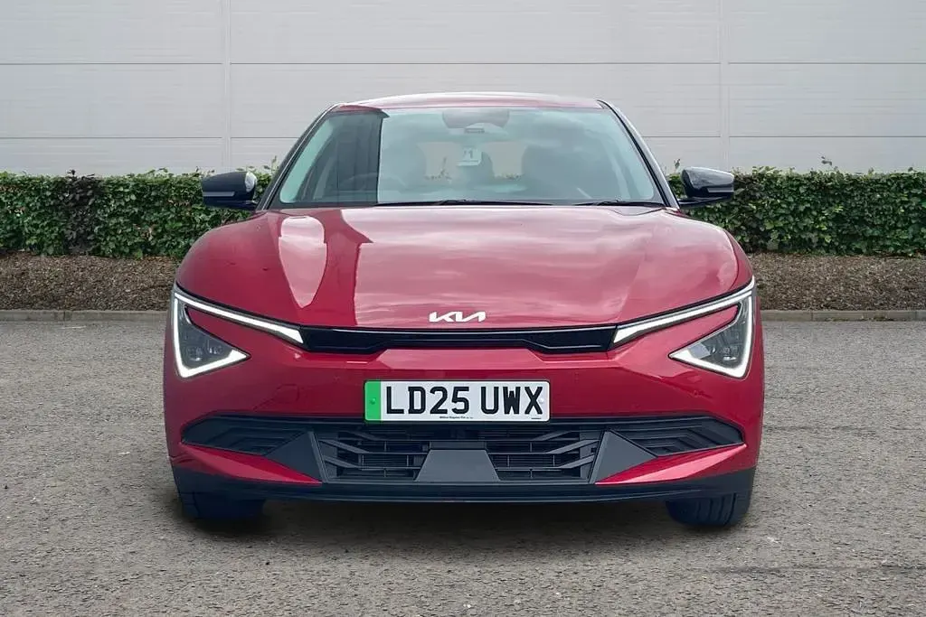 Used Kia EV6 125 kW (170 HP) 2025 Red SUV