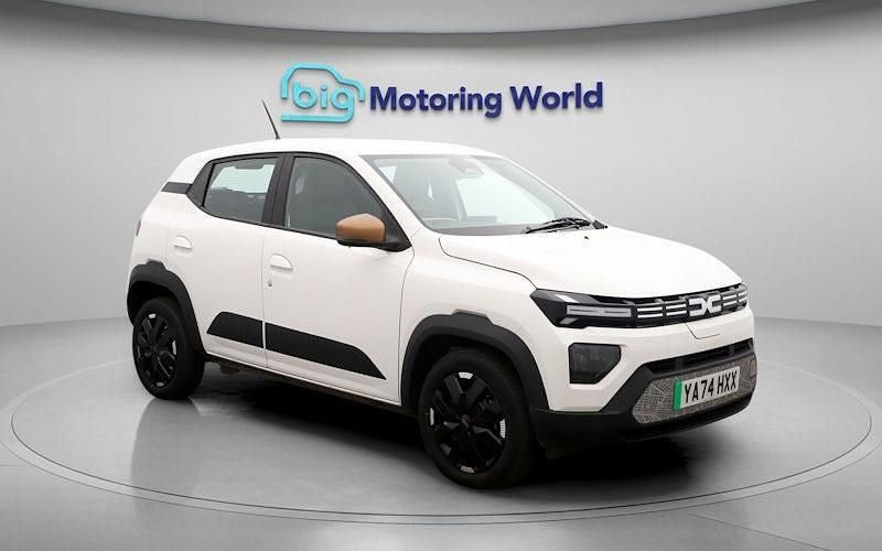 Used Dacia Spring Extreme 47 kW (65 HP) 2025 White Hatchback