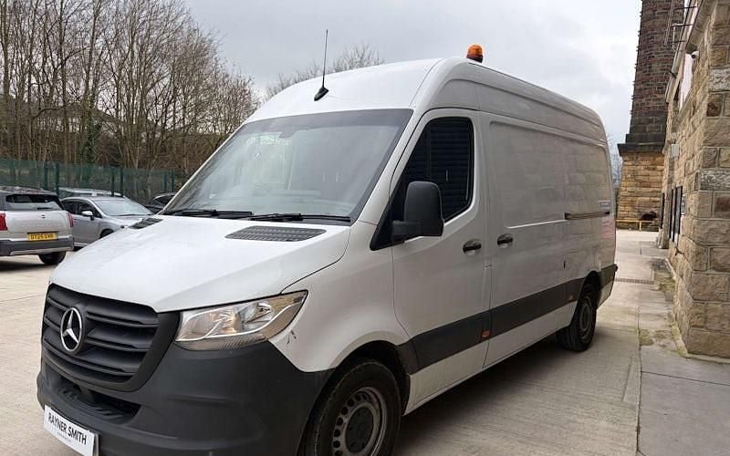 Used Mercedes Sprinter Progressive 170 HP (125 kW) 2023 Van