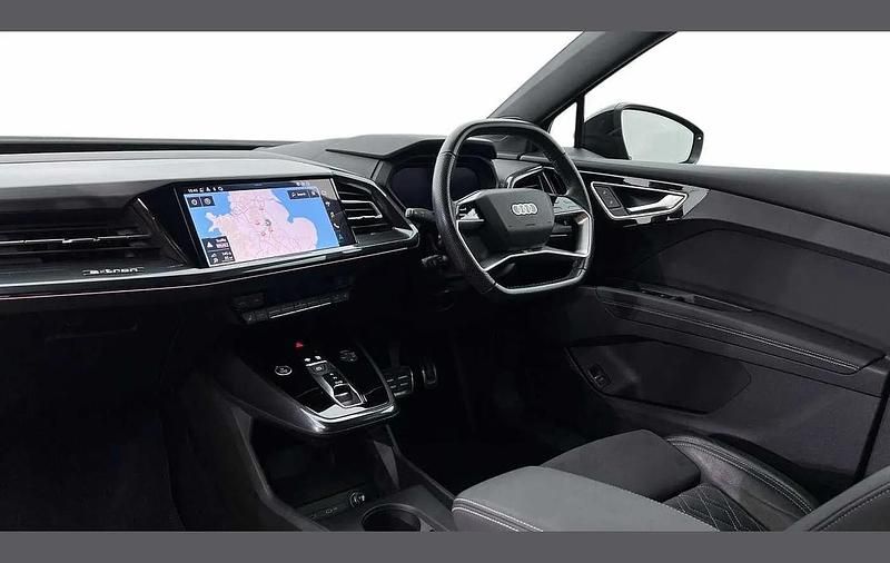 Used Audi Q4 e-tron Comfort 150 kW (204 HP) 2023 Black SUV
