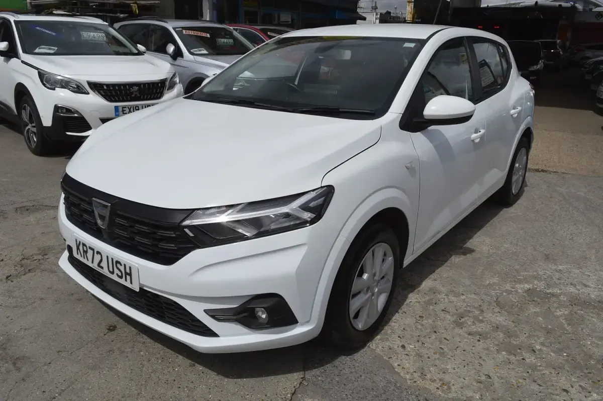 Used Dacia Sandero Comfort 2022 White Hatchback